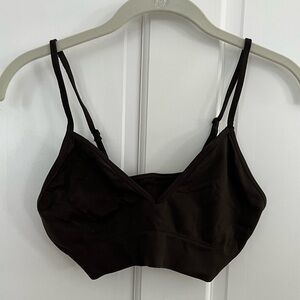 SKIMS SOFTEST BRALETTE SIZE LARGE NEW WITH TAGS